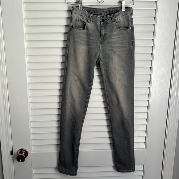 Athleta Girls School Day Jeans Gray Denim sz 14 - Picture 2 of 8